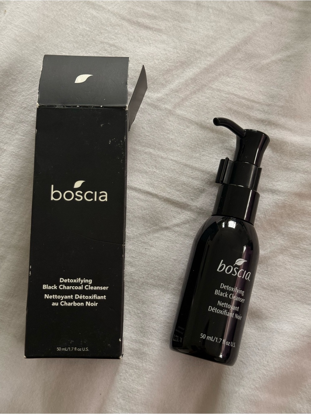 boscia Detoxifying Black Charcoal Cleanser - Black